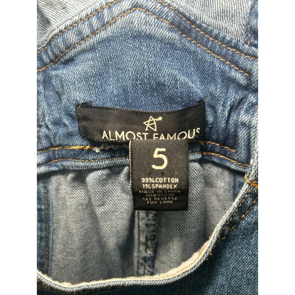Almost Famous Distressed Overalls Shorts Shortalls Adjustable Size 5 Medium Wash